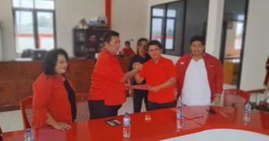 Yan Santoso Purba Jadi Pendaftar Pertama Ke PDIP Kabupaten Simalungun